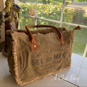 NWT Paris Myra Tote Handbag